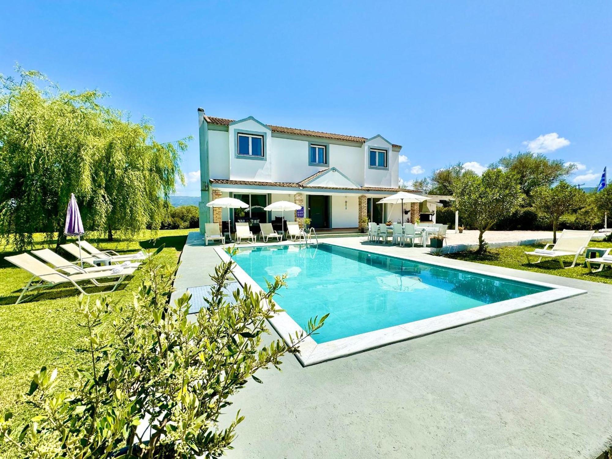 Villa Rubina Sidari With Private Pool By Dadovillas Velonádes Dış mekan fotoğraf